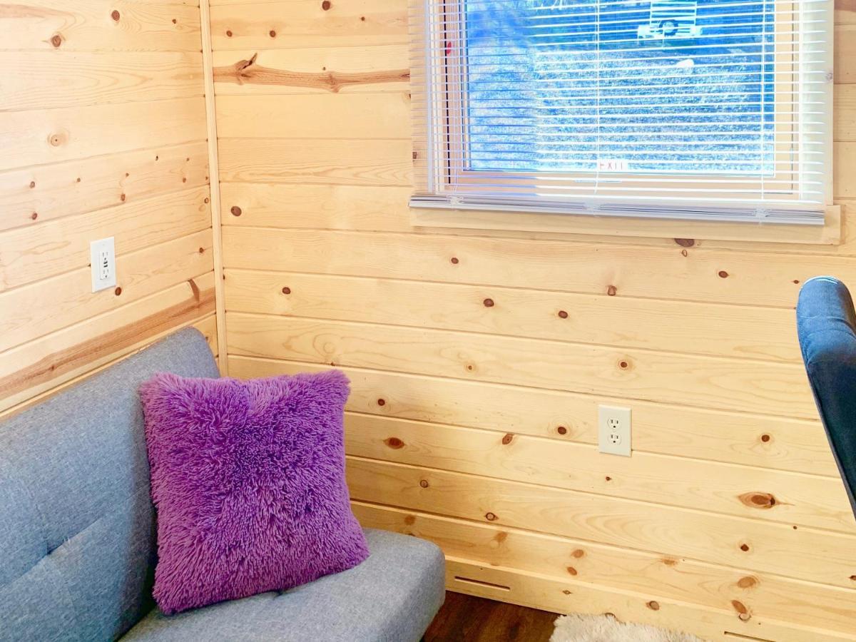 Cute Sedona Green-Certified Cedar Tiny Home 卡顿伍德 外观 照片